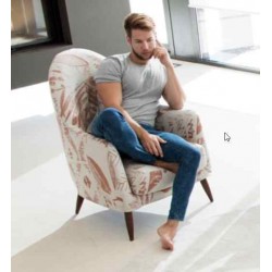 copy of Fama Arianne Love