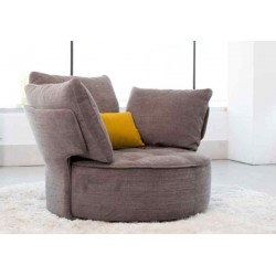 copy of Fama Arianne Love