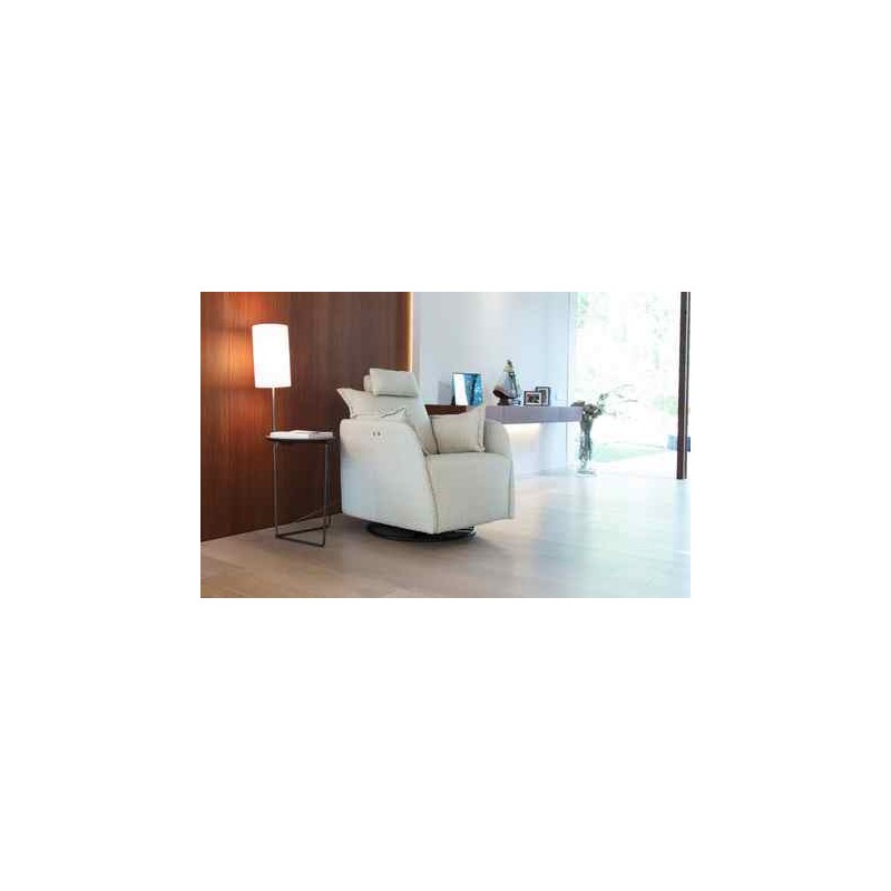 copy of Fama Arianne Love